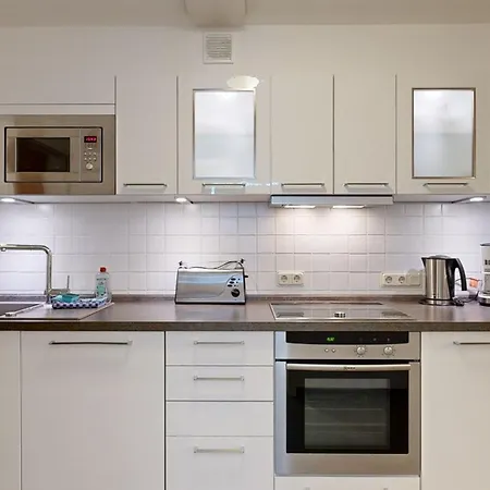 Fewo Direkt Am Strand , Mit Balkon Und Seitlichem Meerblick, Haus Strelasund, Binz