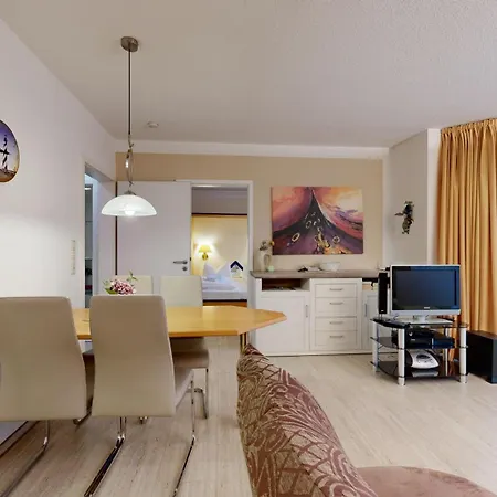 公寓 Fewo Direkt Am Strand , Mit Balkon Und Seitlichem Meerblick, Haus Strelasund, Binz