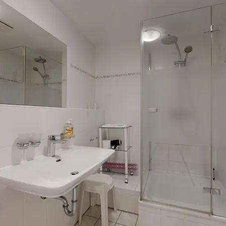 Fewo Direkt Am Strand , Mit Balkon Und Seitlichem Meerblick, Haus Strelasund, Binz