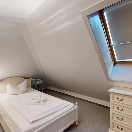 公寓 Fewo Direkt Am Strand , Mit Balkon Und Seitlichem Meerblick, Haus Strelasund, Binz *