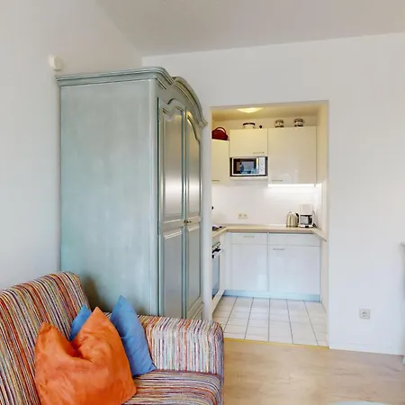 公寓 Fewo Direkt Am Strand , Mit Balkon Und Seitlichem Meerblick, Haus Strelasund, Binz