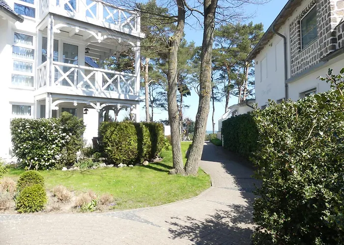 Apartment Direkt Am , Mit Balkon Und Seitlichem Meerblick, Haus Strelasund, *